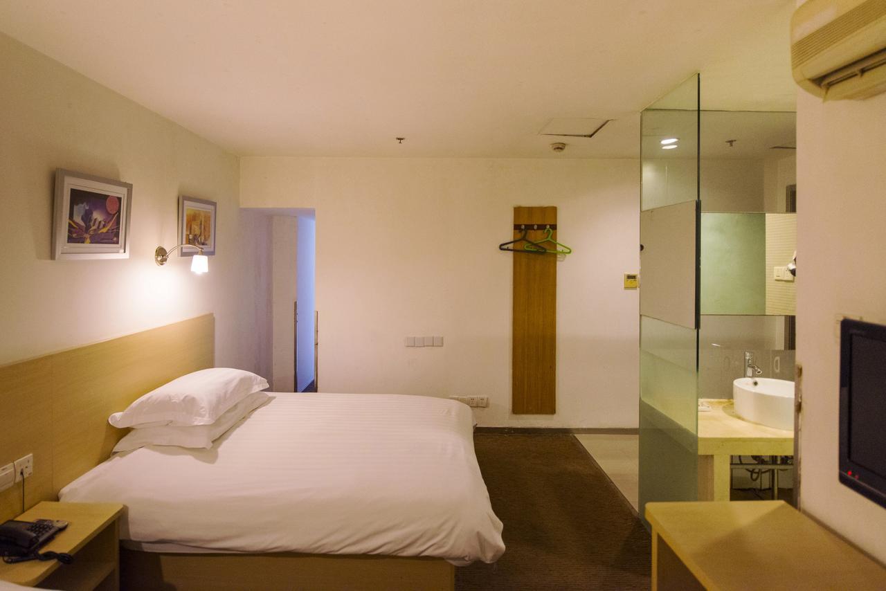 Motel Shanghai Pudong Avenue Yangpu Bridge ภายนอก รูปภาพ
