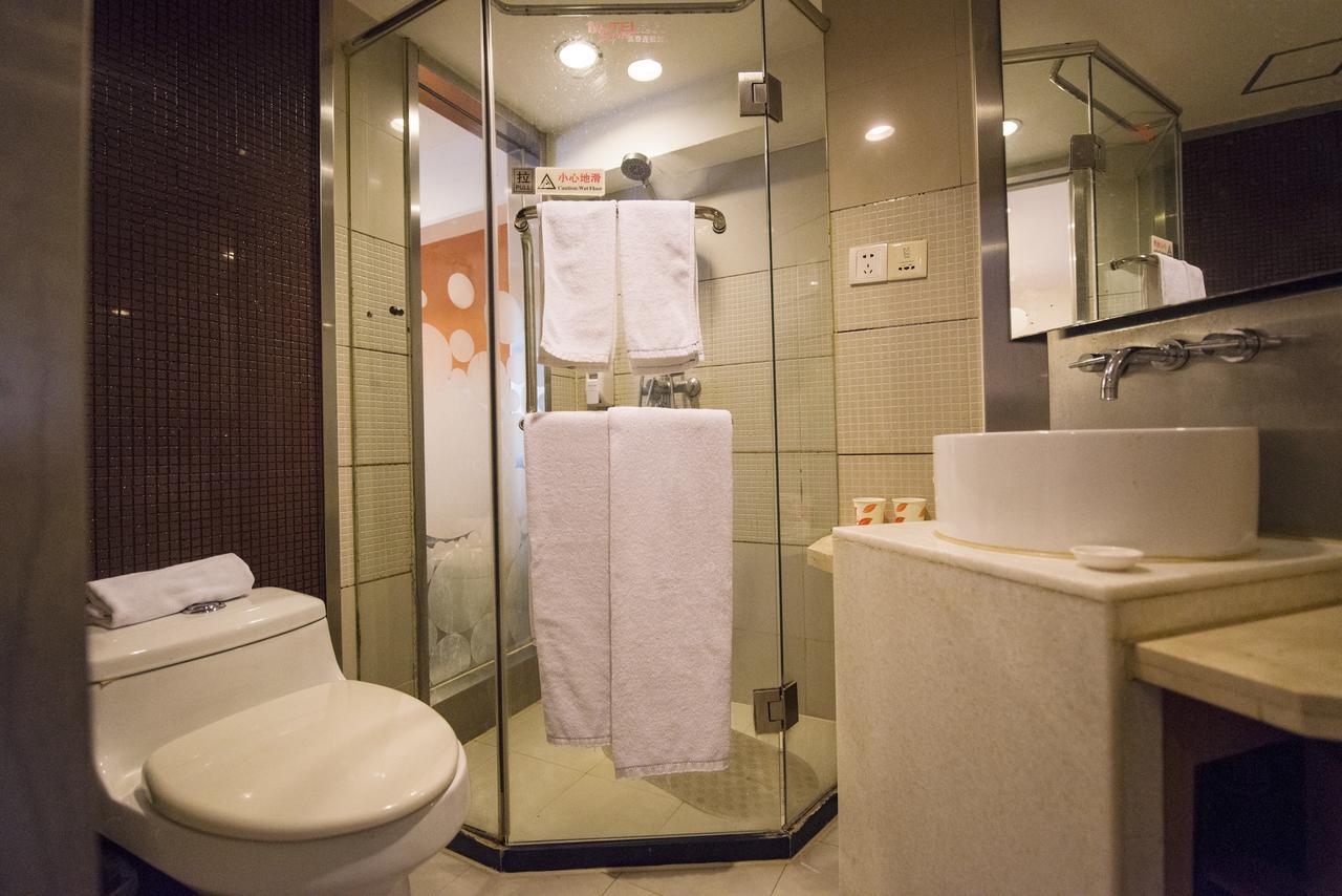 Motel Shanghai Pudong Avenue Yangpu Bridge ภายนอก รูปภาพ